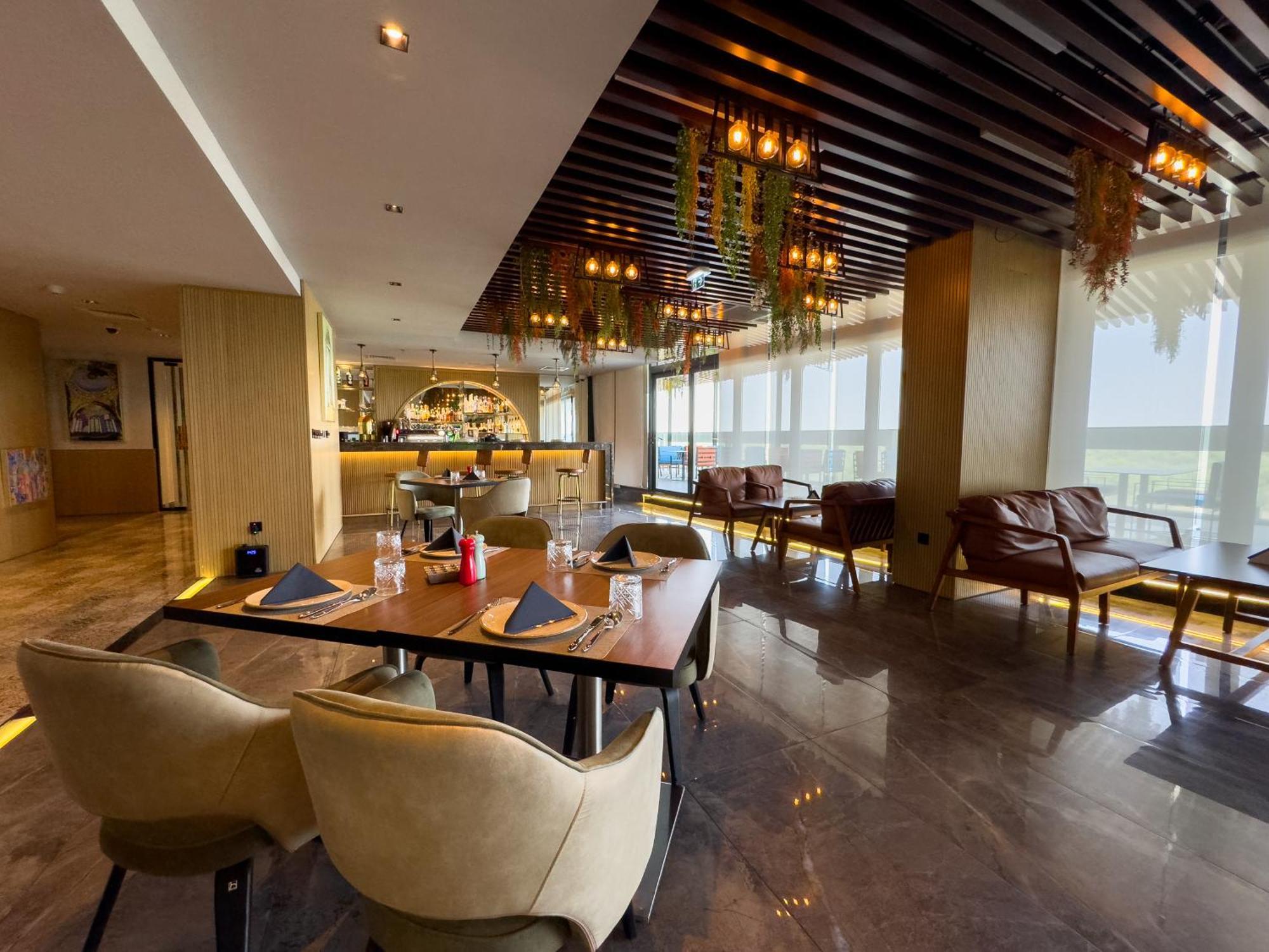 Millennium Place Mirdif Dubai Bagian luar foto