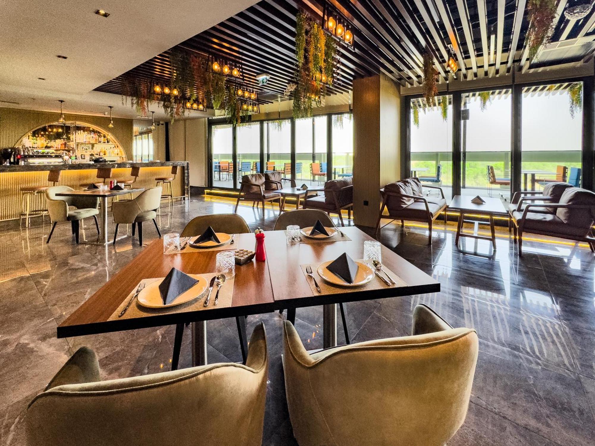Millennium Place Mirdif Dubai Bagian luar foto